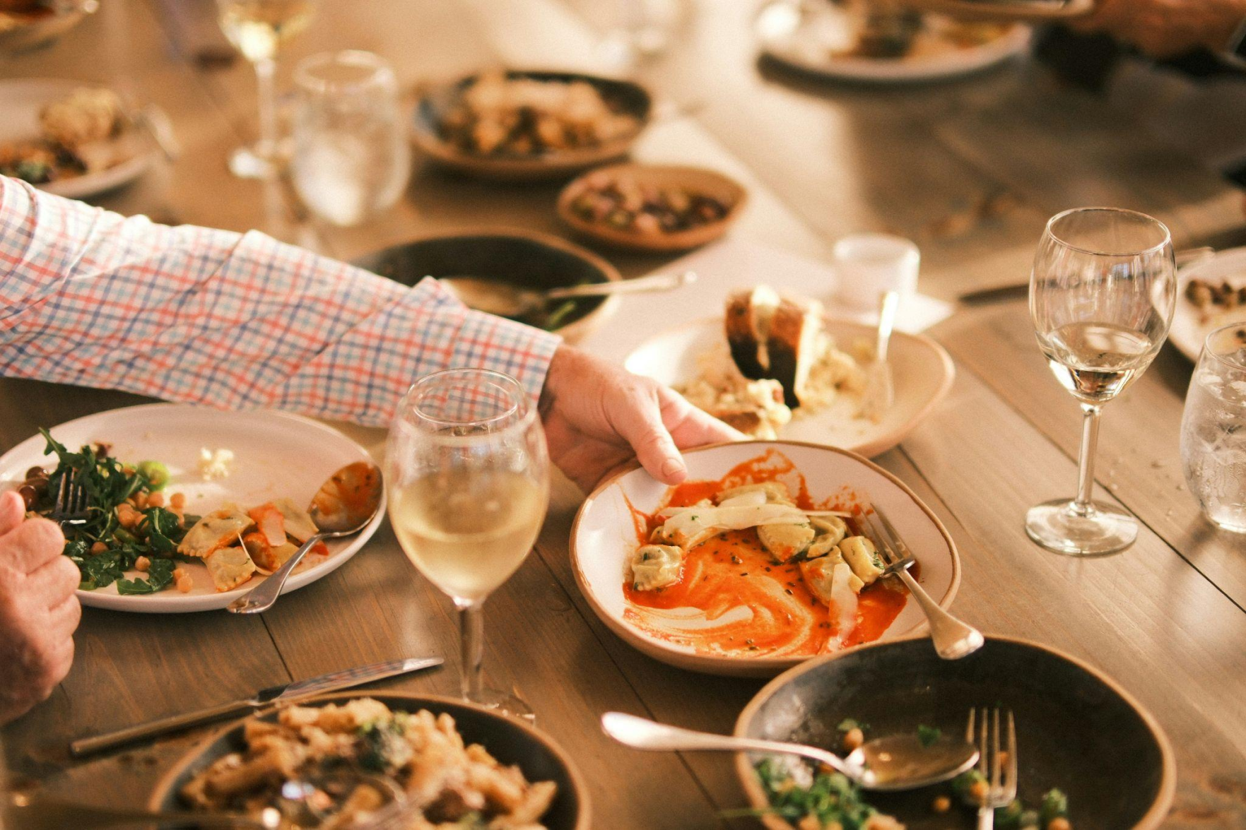 How to Host a Chic Sunday Supper That Feels Effortless